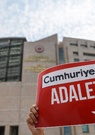 Turquie: décision attendue dans le procès Cumhuriyet
