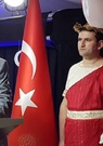 Déguisée en Grecque, une ambassadrice turque provoque un tollé