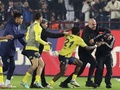 Turquie : Douze arrestations après les violences « inacceptables » lors du surréaliste match Trabzonspor-Fenerbahçe