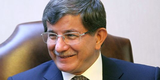Le chef de la diplomatie turque, Ahmet Davutoglu, désigné premier ministre