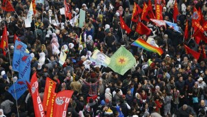Turquie: manifestations en soutien aux forces kurdes à Kobane
