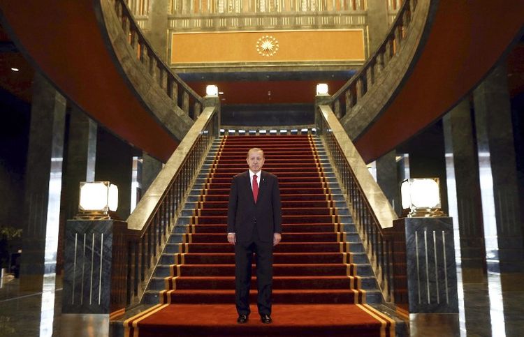 En Turquie, l’exécutif pèse lourd sur la justice
