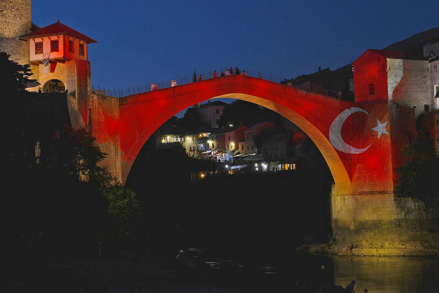 le-pont-historique-de-Mostar-Bosnie-Herzegovine