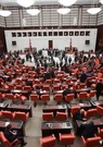 En Turquie, le Parlement vote le renforcement des pouvoirs du président Erdogan