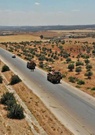 En Syrie, la Turquie envoie des renforts militaires et provoque la colère de Damas
