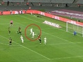 Foot : le raté de l’année pour Icardi sur un penalty avec Galatasaray