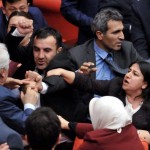 Turquie : cinq blessées dans bagarre entre députés